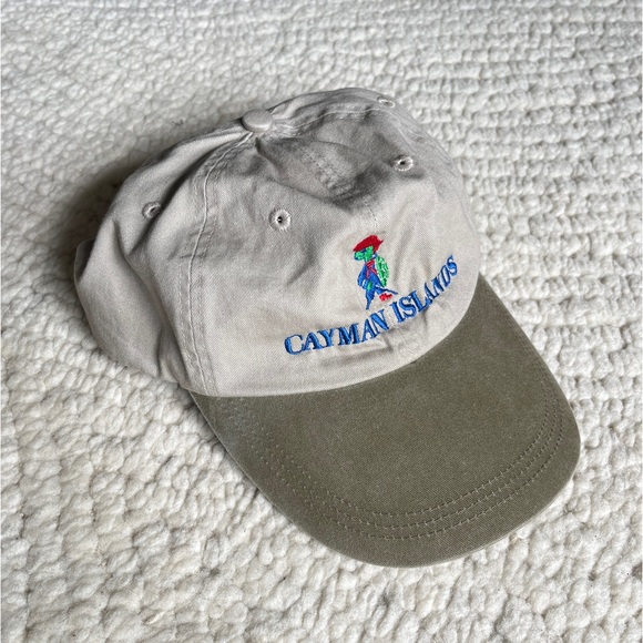 Vintage Baseball Cap with Leather Strap and Cayman Islands embroidered on front - Picture 1 of 8